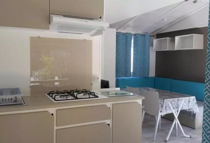 خانه 1 خوابه, Camping La Pinede