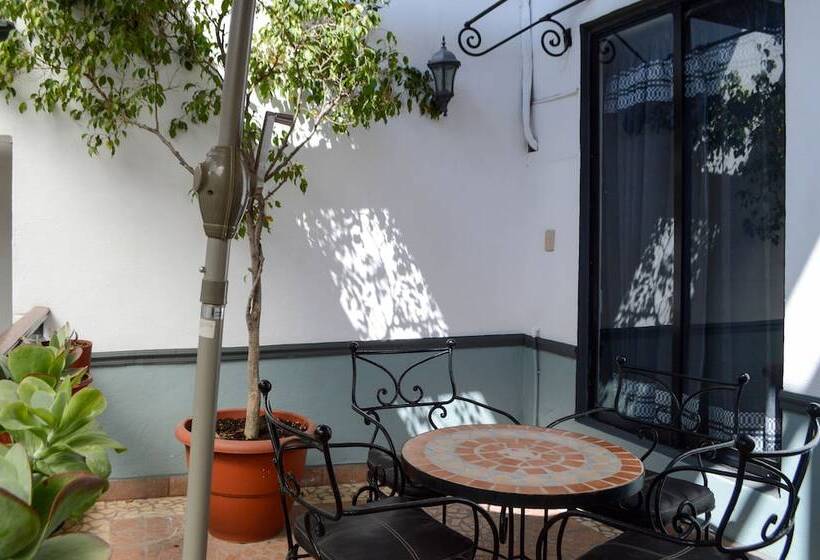 اتاق لوکس, Casa De Los Frailes