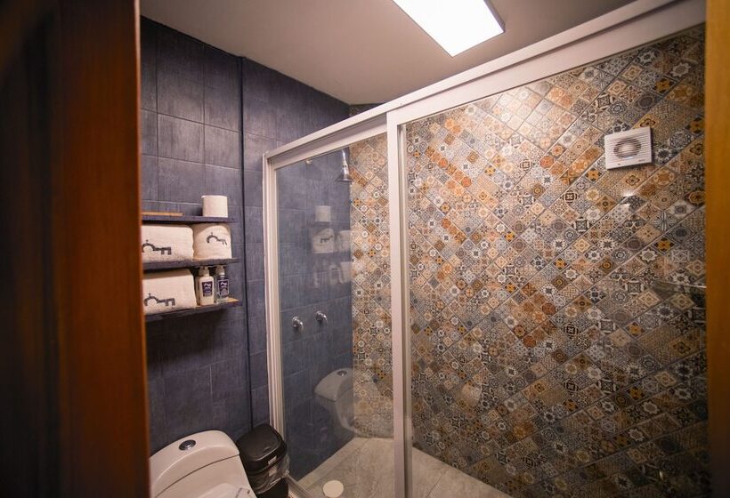 اتاق لوکس, Casa De Los Frailes