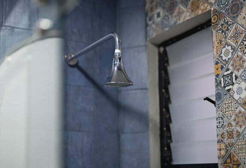 اتاق لوکس, Casa De Los Frailes