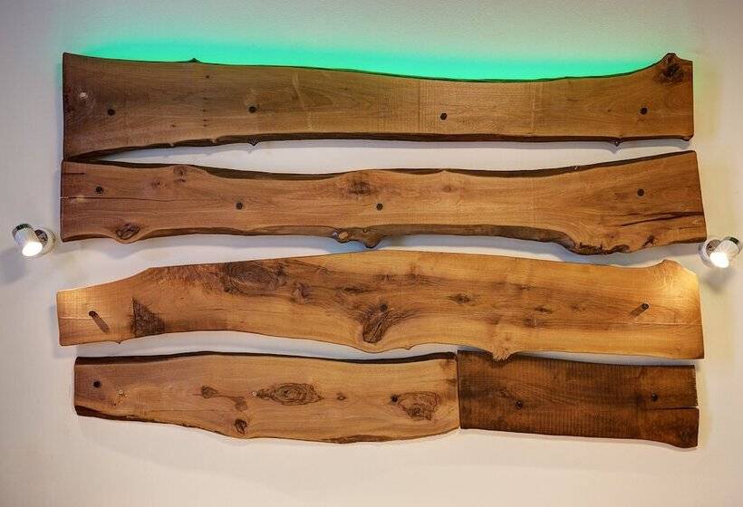 Pokój Standard, Colors Central Ladadika