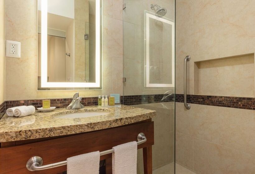 标准间带双人床, Hampton Inn & Suites By Hilton Los Cabos