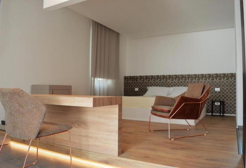 חדר סופריור, Masseria Torrepietra