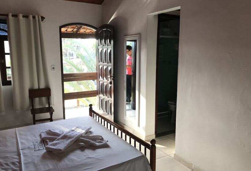 غرفة قياسية ثلاثية, Pousada Estalage