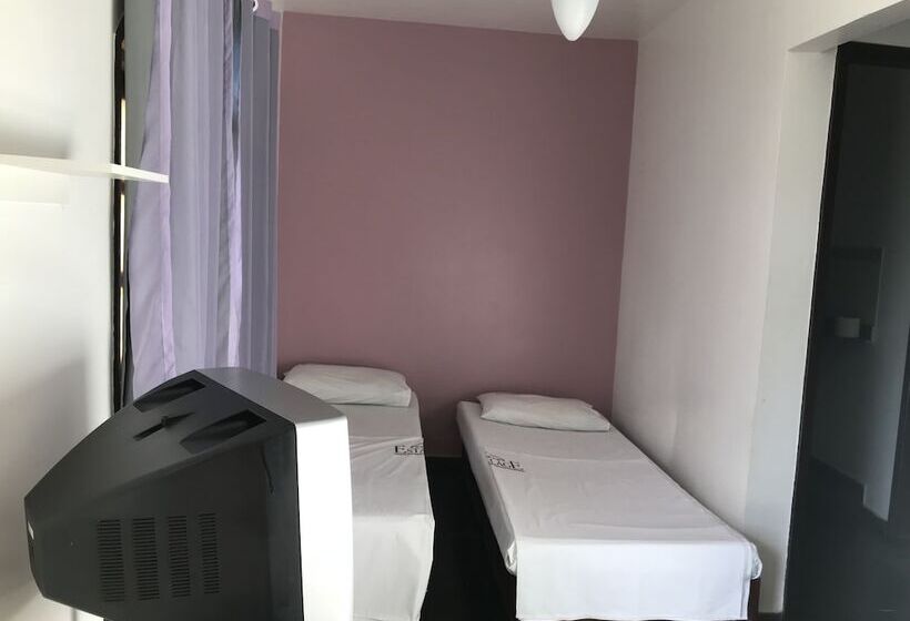 חדר סטנדרט לארבעה, Pousada Estalage