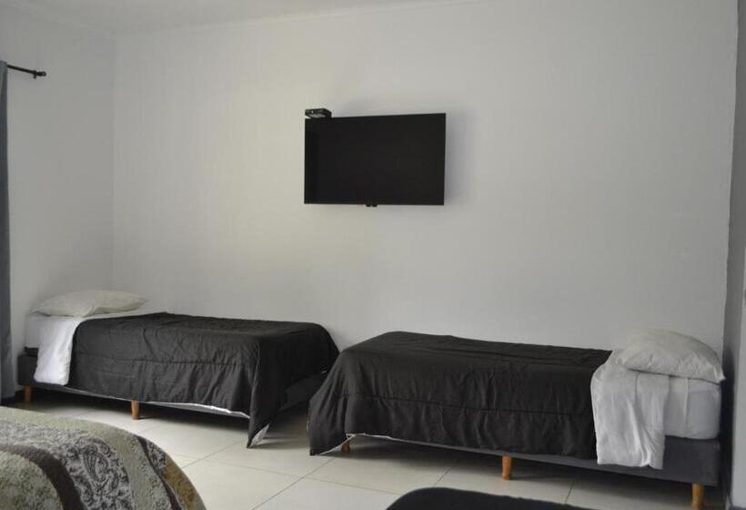 スタンダードトリプルルーム, Village Park