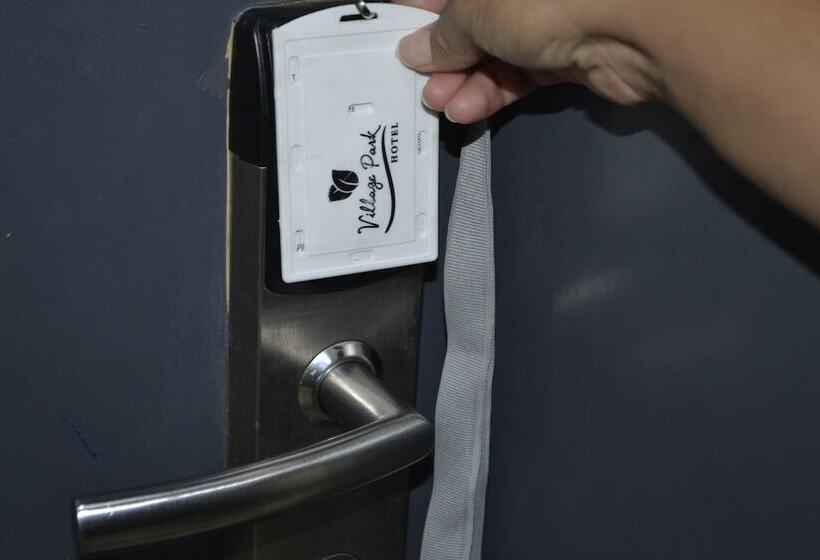 スタンダードルーム, Village Park