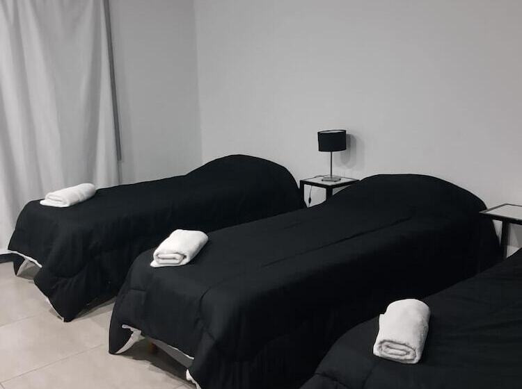 スタンダードトリプルルーム, Village Park