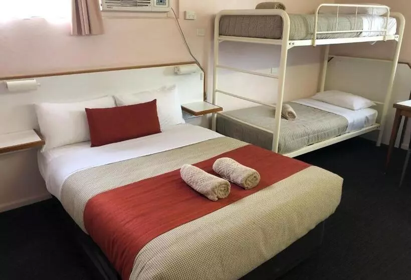 ファミリールーム, Bradman Motor Inn