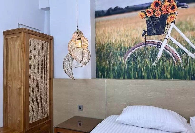 Executive Suite, Fastrooms Bekasi