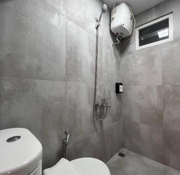 이그제큐티브 스위트, Fastrooms Bekasi