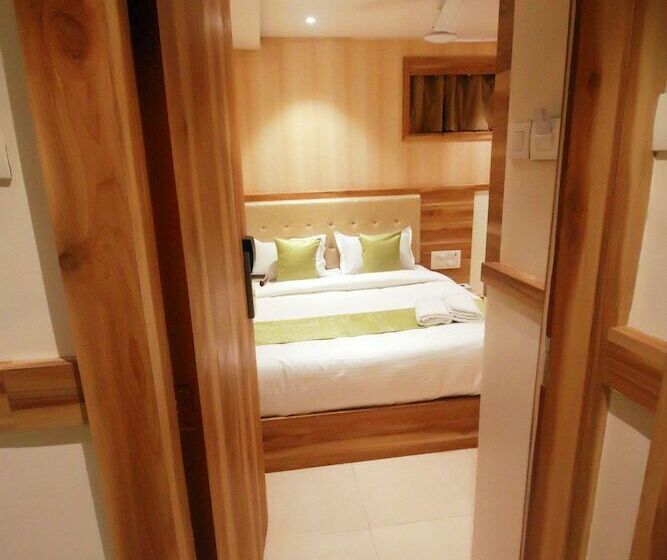 Quarto deluxe, Al Madina Palace