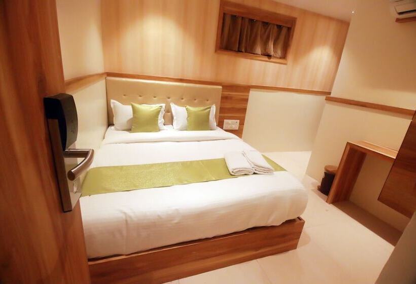 Quarto deluxe, Al Madina Palace