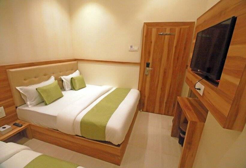 Quarto deluxe, Al Madina Palace