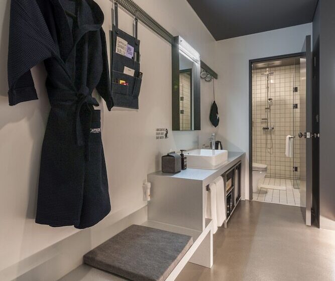 Quarto Estandar, Cappuccino