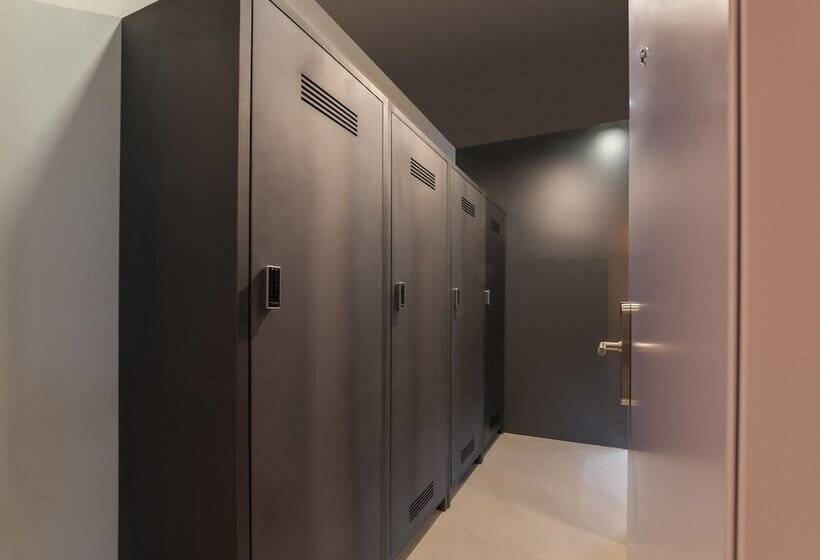 Quarto Quádruplo Estandar, Cappuccino