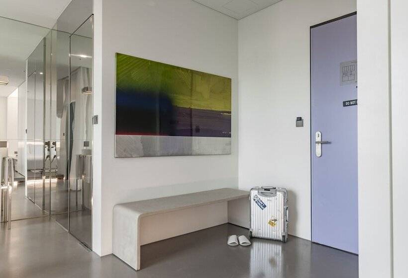 Escritório Estándar, Cappuccino