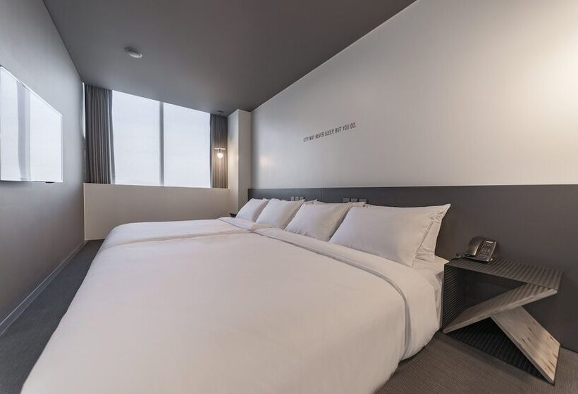 Escritório Estándar, Cappuccino