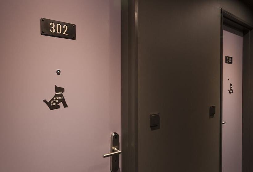 Quarto Estandar, Cappuccino