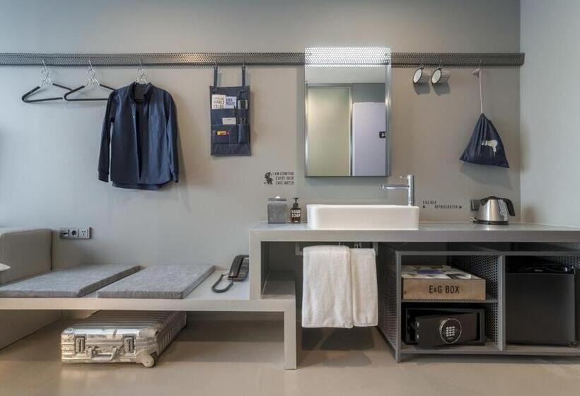 Quarto Estandar, Cappuccino