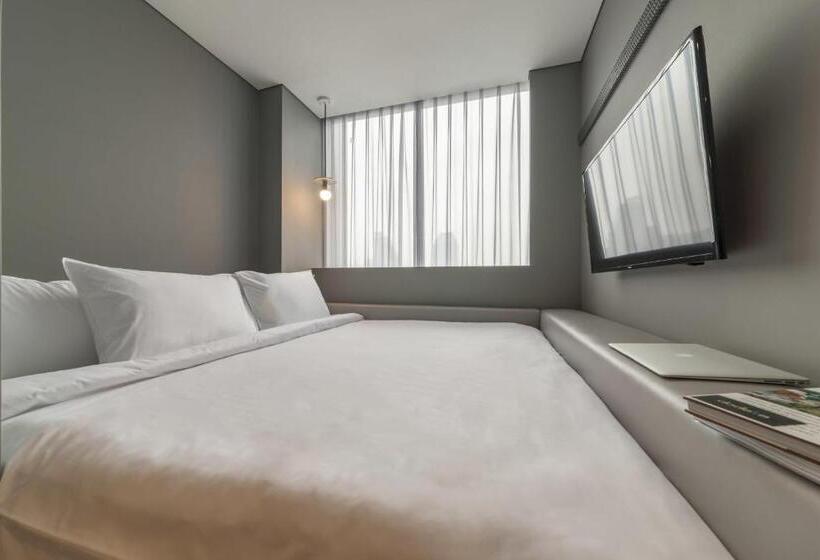 Quarto Estandar, Cappuccino