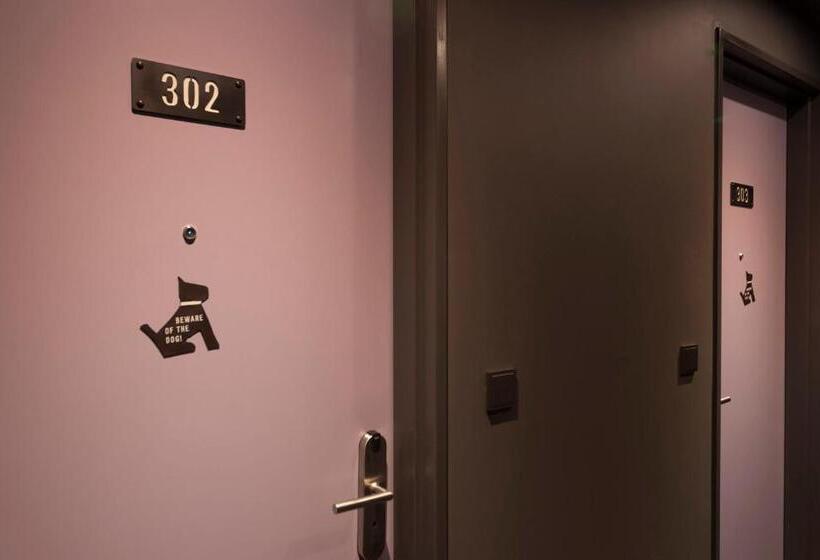 Quarto Estandar, Cappuccino