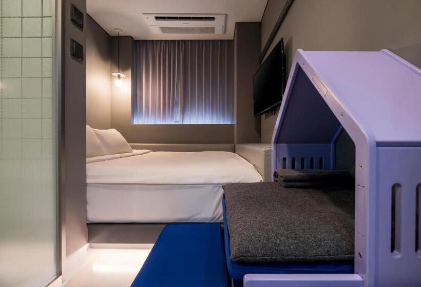 Quarto Estandar, Cappuccino