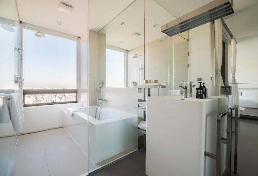 Escritório Estándar, Cappuccino