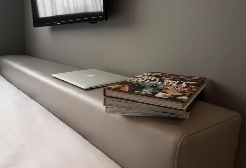 Quarto Estandar, Cappuccino