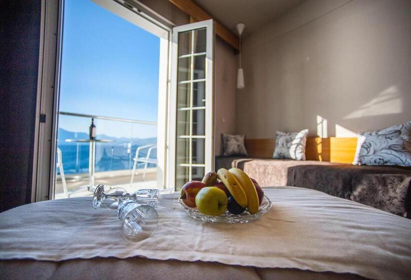 オーシャンビュースーペリアールーム, El Greco