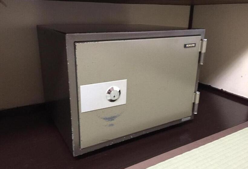 غرفة سوبيريور, Isshinkan