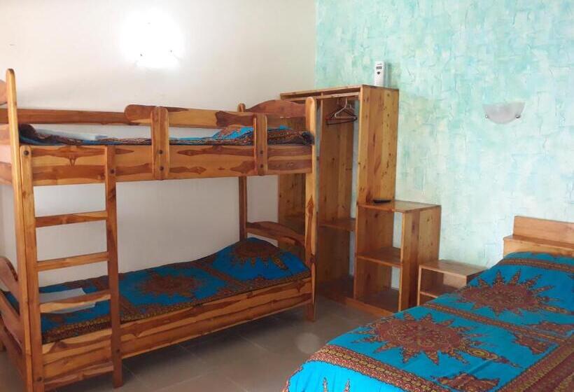 اتاق خانوادگی, Robinson Plage