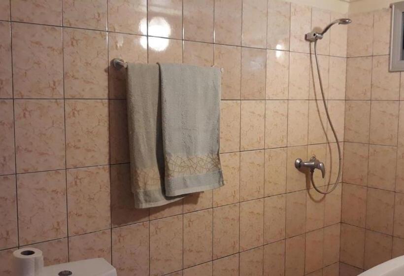 اتاق استاندارد سه نفره, Robinson Plage