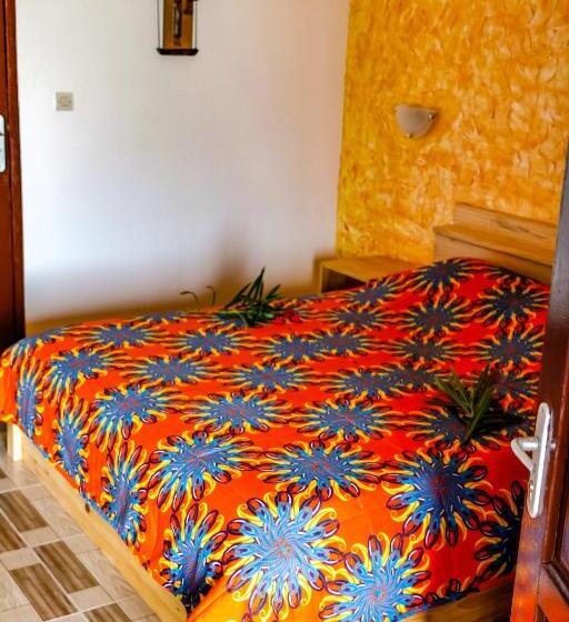 اتاق استاندارد با تخت بزرگ, Robinson Plage