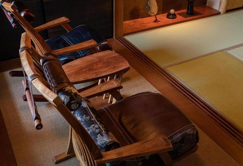 Номер Deluxe, Watei Kazekomichi