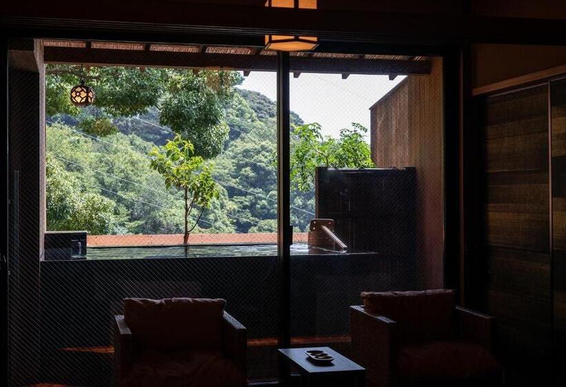 Люкс Повышенной Комфортности, Watei Kazekomichi