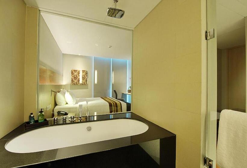 Suite, Ra Premiere Simatupang