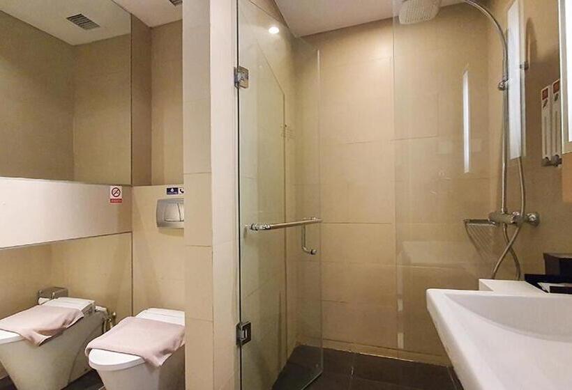 Habitació Deluxe, Ra Premiere Simatupang