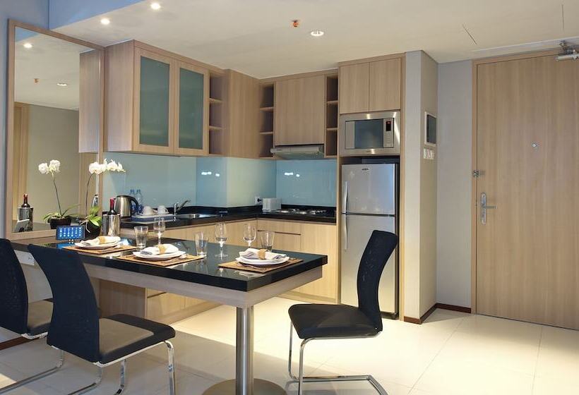 Suite Executiva, Ra Premiere Simatupang