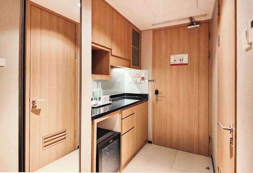 Habitació Deluxe, Ra Premiere Simatupang