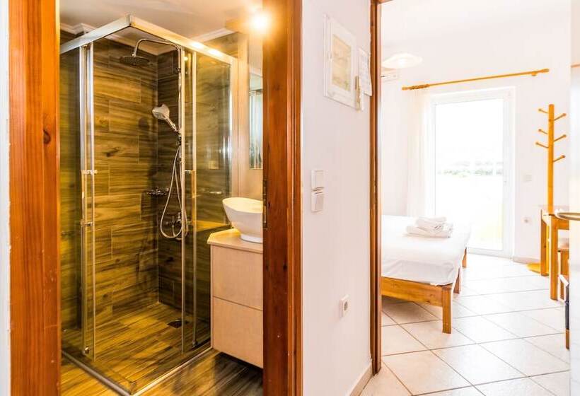Апартаменты 1 Спальня Вид на Море, Thalassa Apartments
