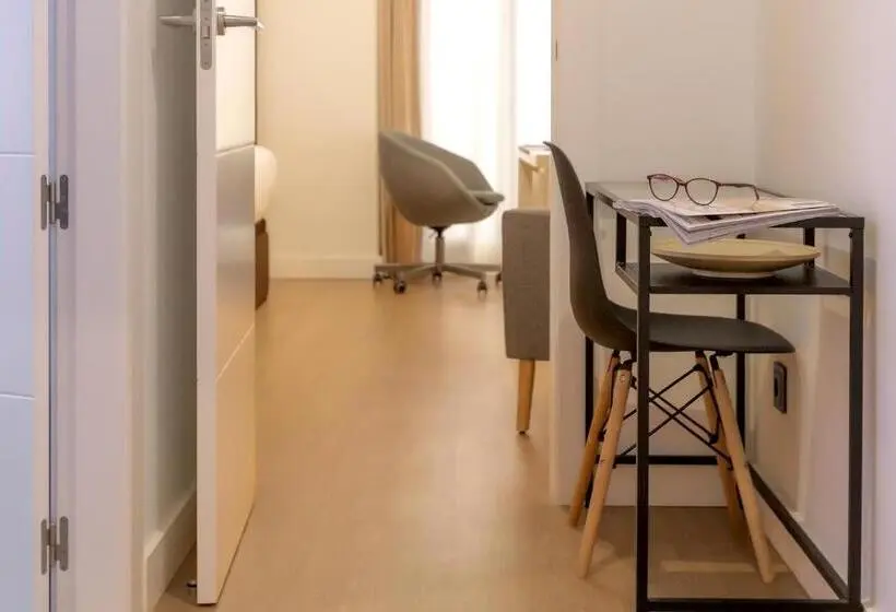 سوییت جونیور با بالکن, Woohoo Rooms Boutique Sol