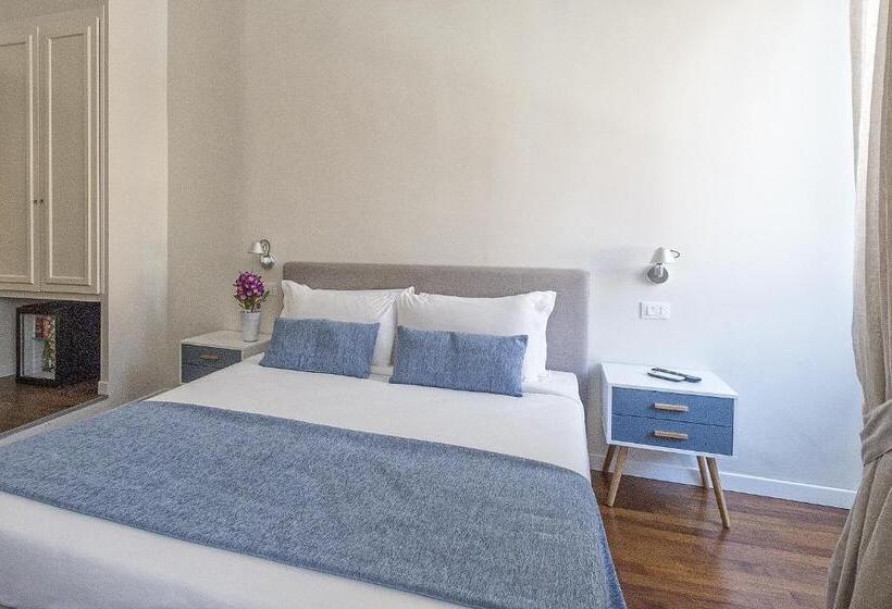 חדר סטנדרט, Little Queen Relais