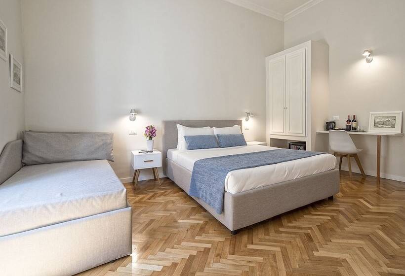 חדר דלוקס לשלושה, Little Queen Relais