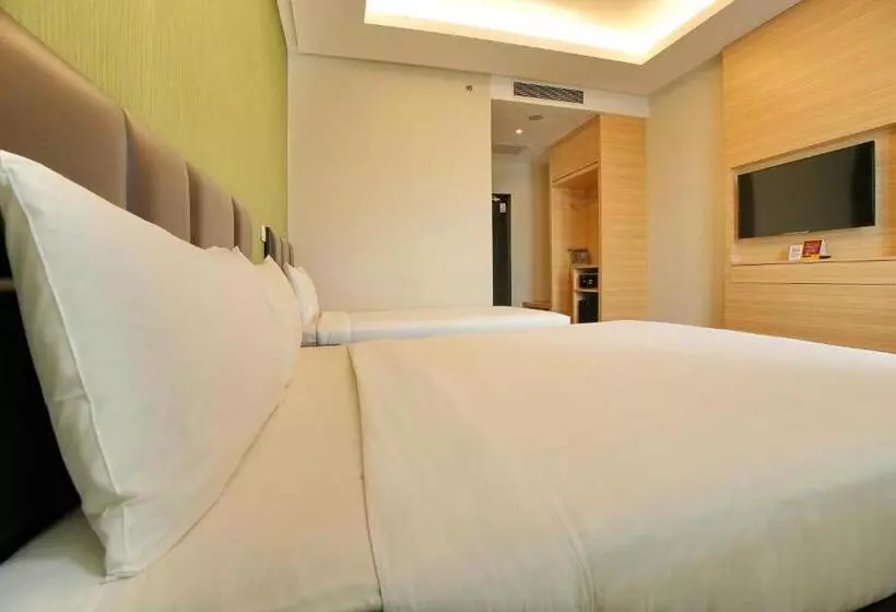 3 Bett Superior Zimmer, Cititel Express Ipoh