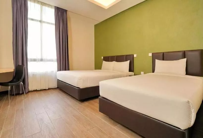 3 Bett Superior Zimmer, Cititel Express Ipoh