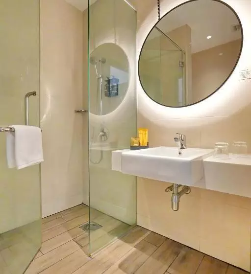 3 Bett Premium Zimmer, Cititel Express Ipoh