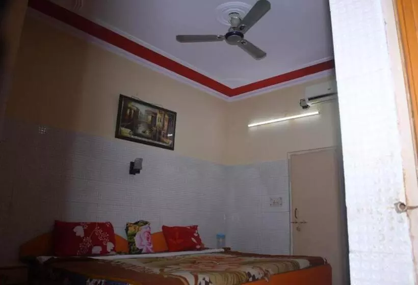 スタンダードルーム, Pyrenees Homestay