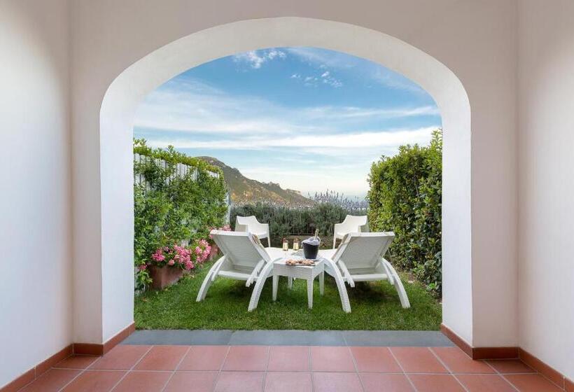 オーシャンビュースイート, Villa Piedimonte