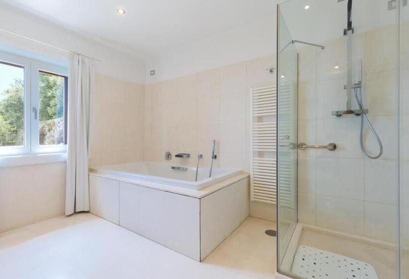 オーシャンビューデラックススイート, Villa Piedimonte